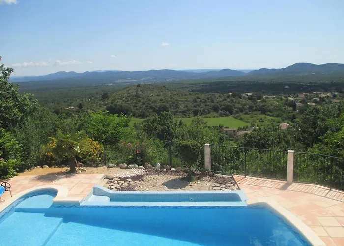 Дом отдыха Le Panorama Courry